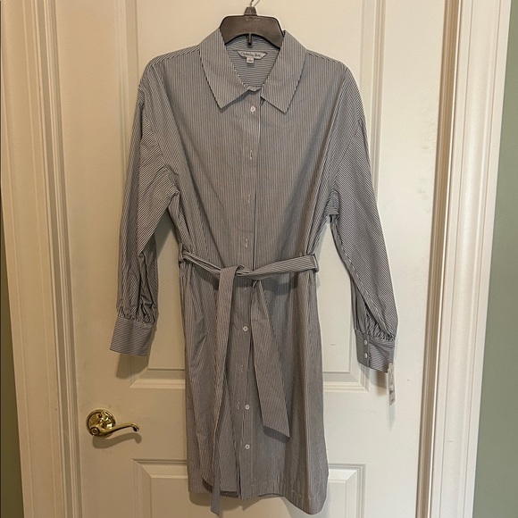Ophelia Roe Dresses & Skirts - Classic Long Sleeve Striped Dress